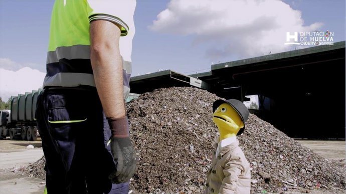 Vídeo divulgativo sobre el tratamiento y reciclaje de los residuos
