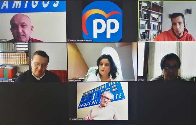 Beatriz Polledo, en el centro