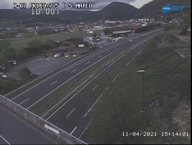 Imagen tomada por la cámara de la DGT en Los Corrales de Buelna