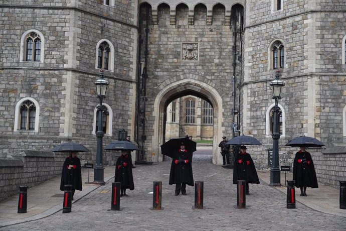 Guardia del castillo de Windsor tras la muerte del duque de Edimburgo