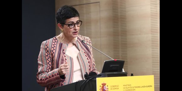 7. Suspendido el viaje de González Laya a Kuwait e Irak tras el positivo de un miembro de la delegación