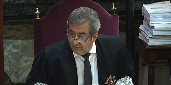 Archivo - El fiscal Javier Zaragoza, durant la seva intervenció en el torn de les conclusions de la Fiscalia en el judici pel procés al Tribunal Suprem.