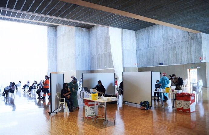 VACUNACIÓN MASIVA CONTRA EL COVID EN EL PALACIO DE EXPOSICIONES DE SANTANDER