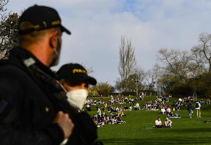 Vigilancia policial en Praga