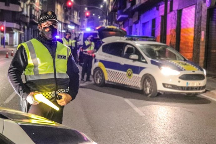Un control de la Policía Local en la ciudad