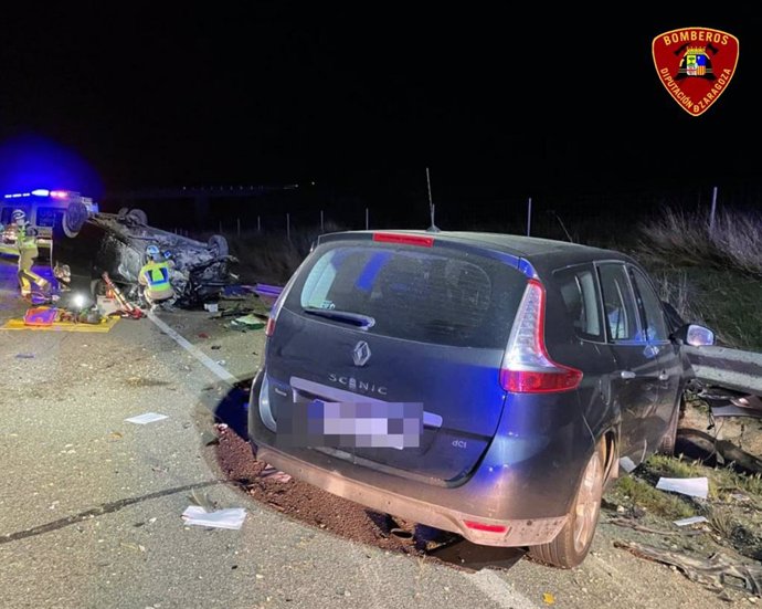 Accidente de tráfico en la N-232, en el término municipal de Fuentes de Ebro (Zaragoza).