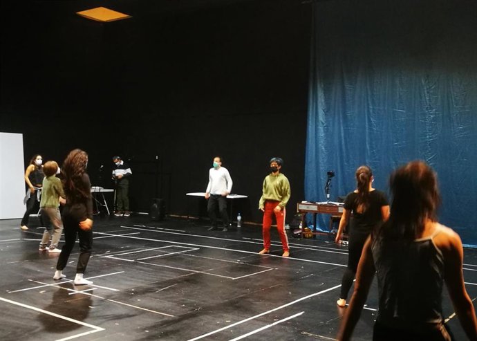 Olga Magaña prueba a más de 60 intérpretes para el elenco de producción de Factoría Echegaray 'Baleia 2.0'