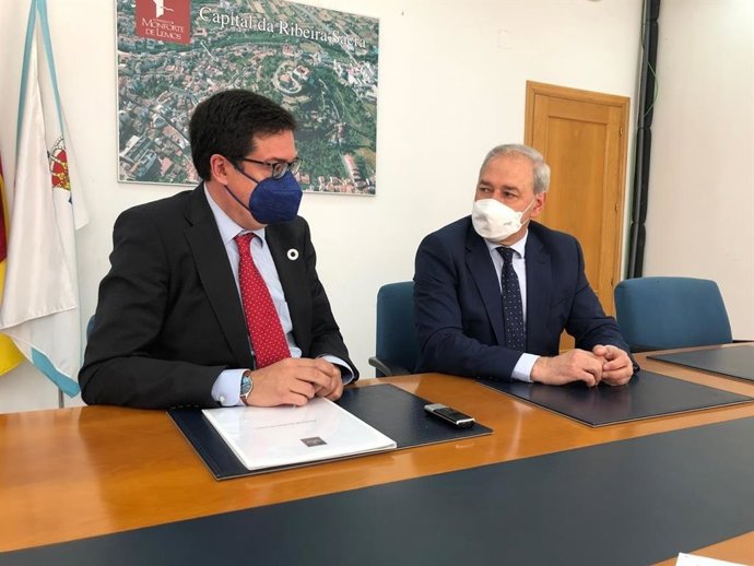 Reunión entre el alcalde de Monforte y el presidente de Paradores.