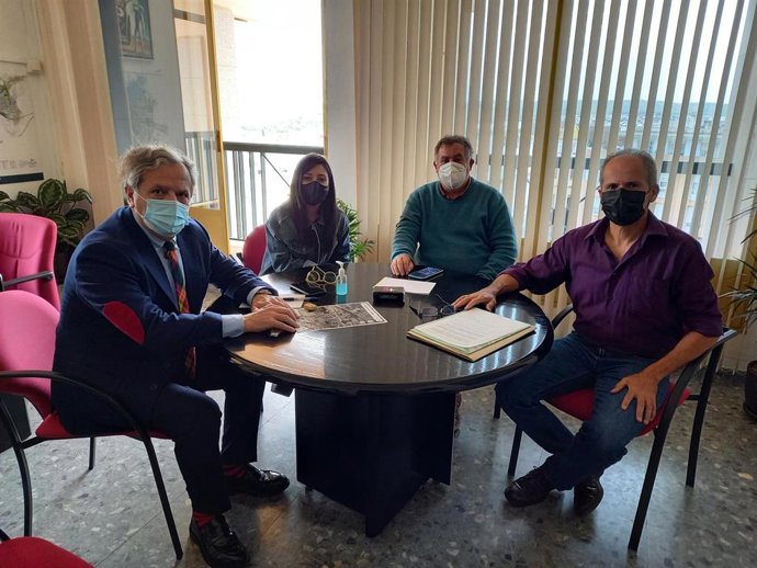 Fuentes, Bustos, Toledano y Blázquez, durante la reunión en el Ayuntamiento de Córdoba.