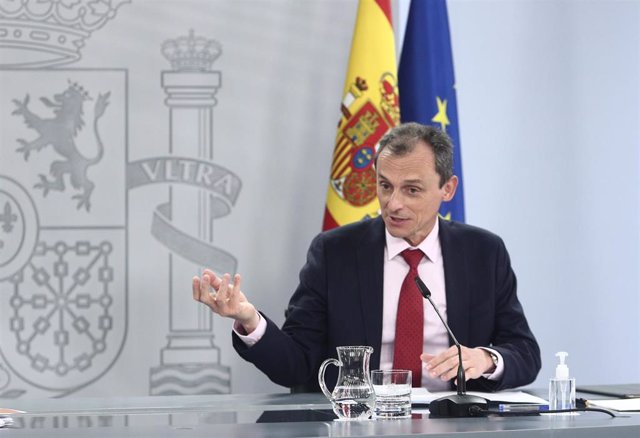 El ministro de Ciencia e Innovación, Pedro Duque, durante una rueda de prensa posterior al Consejo de Ministros