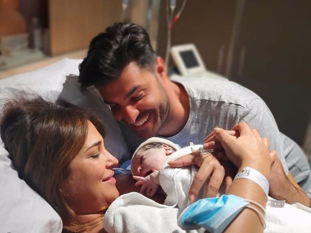 Paula Echevarría anunció con esta preciosa imagen el nacimiento de su primer hijo con Miguel Torres, Miguel Jr