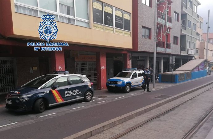 Control de la Policía Nacional en La Laguna