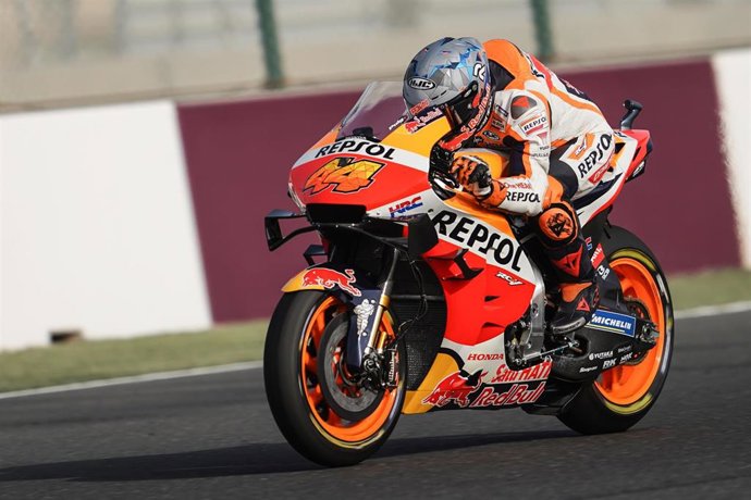 El piloto español de MotoGP Pol Espargaró (Repsol Honda) en el GP de Doha, en el Circuito de Losail de Catar