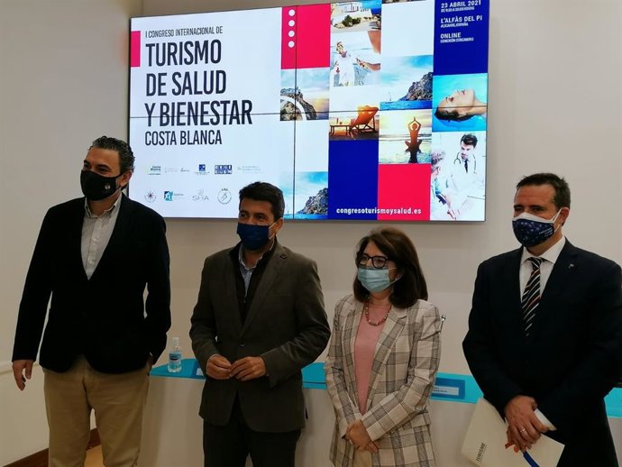 Mazón (centro) y Campos (derecha), en un acto en la Diputación de Alicante