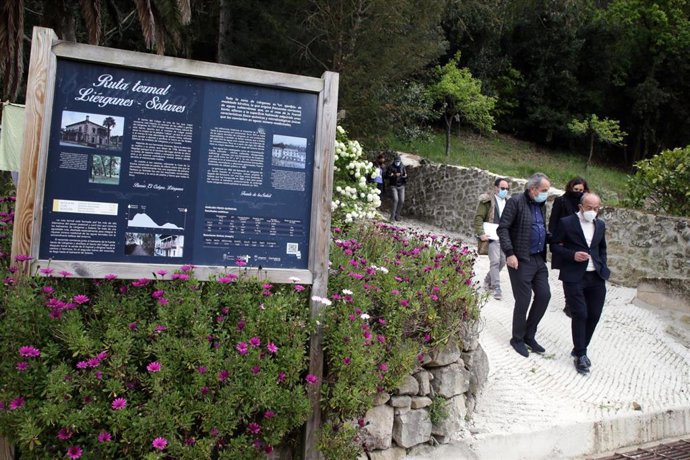 El Consejero De Industria, Turismo, Innovación, Transporte Y Comercio, Javier López Marcano, En Su Visita A Liérganes