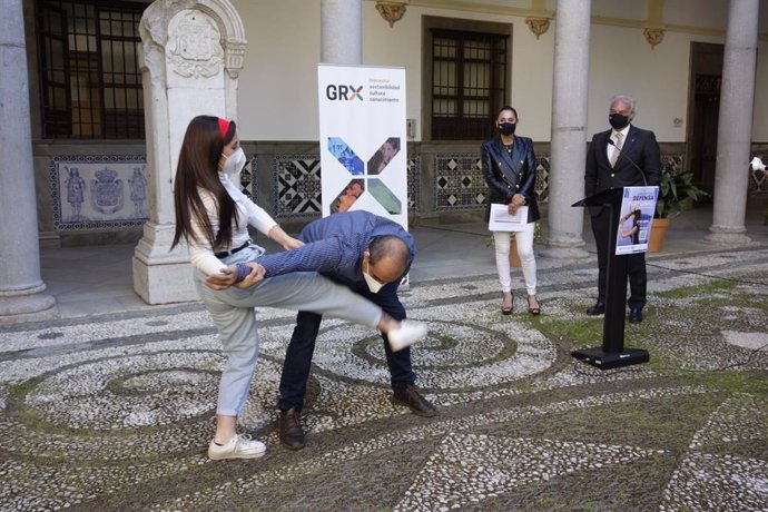 El Ayuntamiento de Granada organiza cursos de defensa personal para mujeres