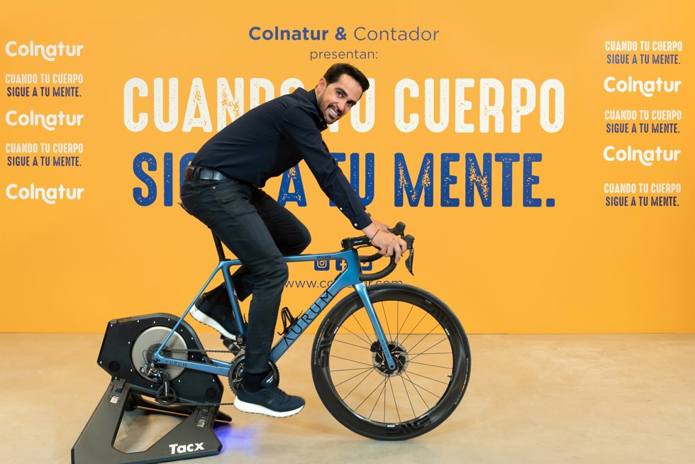 El exciclista Alberto Contador, nuevo Embajador de Colnatur.