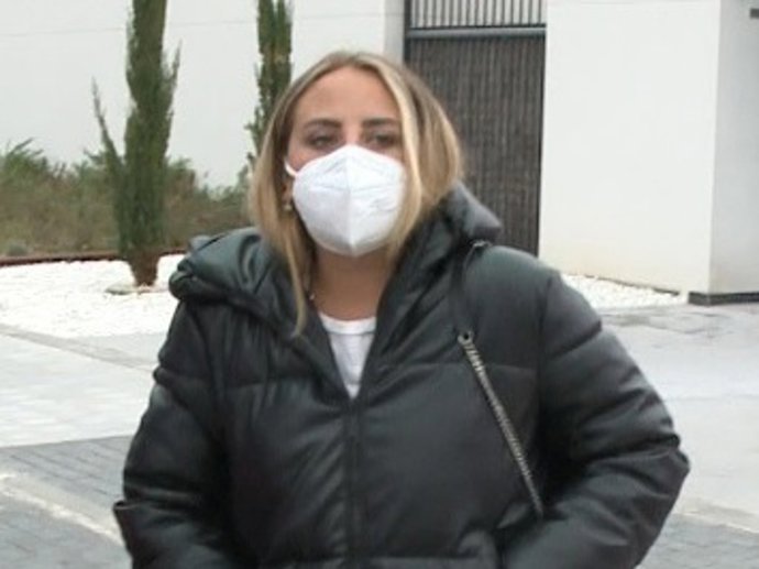Archivo - Rocío Flores sale de casa de su tía Goria Camila para regresar a Málaga