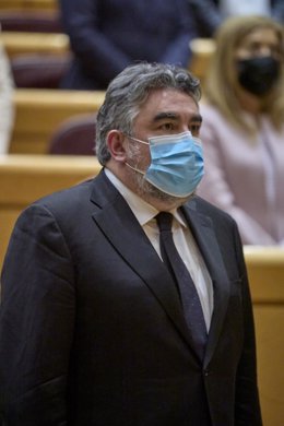 El ministro de Cultura y Deporte, José Manuel Rodríguez Uribes, durante una sesión de control al Gobierno en el Senado, a 13 de abril de 2021, en Madrid (España). 