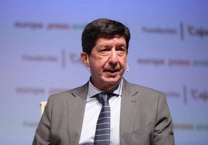 El vicepresidente de la Junta y consejero de Turismo, Juan Marín, en un encuentro informativo de Europa Press Andalucía, celebrado el 9 de abril.