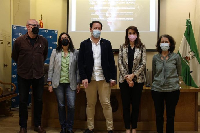 El Gobierno andaluz financia una herramienta "pionera" que identifica a las menores migrantes víctimas de trata