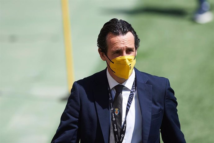 Unai Emery head coach of Villarreal CF during the La Liga Santander match between Villarreal CF and Osasuna at Estadio de la Ceramica on 11 April, 2021 in Vila-real, Spain