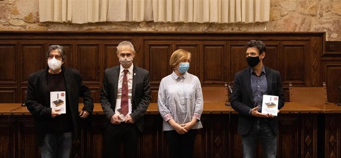 Luis García Jambrina, Ricardo Rivero, Ana Chaguaceda y Manuel Menchón, de izquierda a derecha, en la USAL