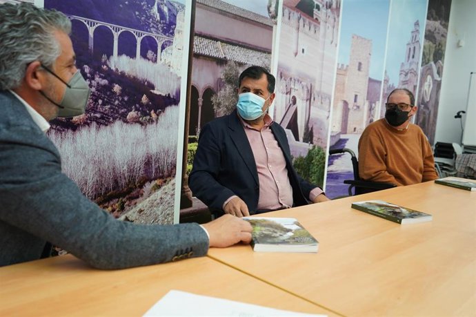 Presentación del libro 'El río Cega: patrimonio natural e histórico'
