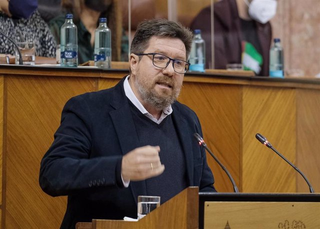 Archivo - El portavoz adjunto del PSOE-A en el Parlamento andaluz, Rodrigo Sánchez Haro, en una foto de archivo.