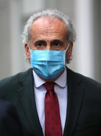 Madrid pide al Ministerio de Sanidad "claridad y una decisión más estratégica" en la vacunación