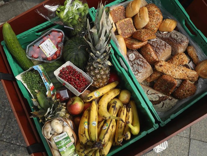 Archivo - Mantener una alimentación equilibrada es fundamental para sentirnos bien por dentro y por fuera