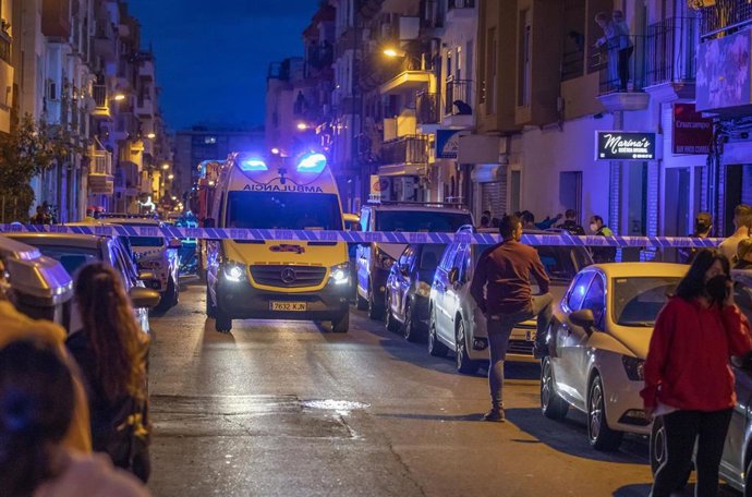 Incendio en la calle Nicolás Orta de Huelva.