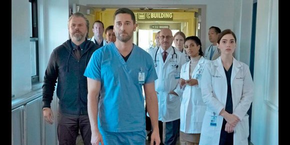 8. New Amsterdam dice adiós a uno de sus personajes más queridos