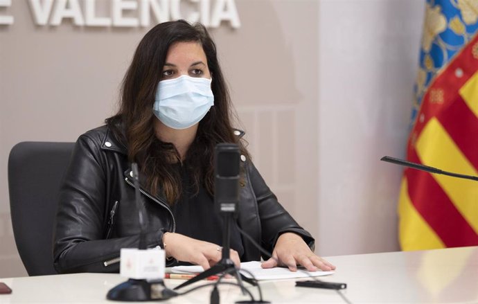 La vicealcaldesa de Valncia y portavoz del gobierno municipal, Sandra Gómez, en rueda de prensa.