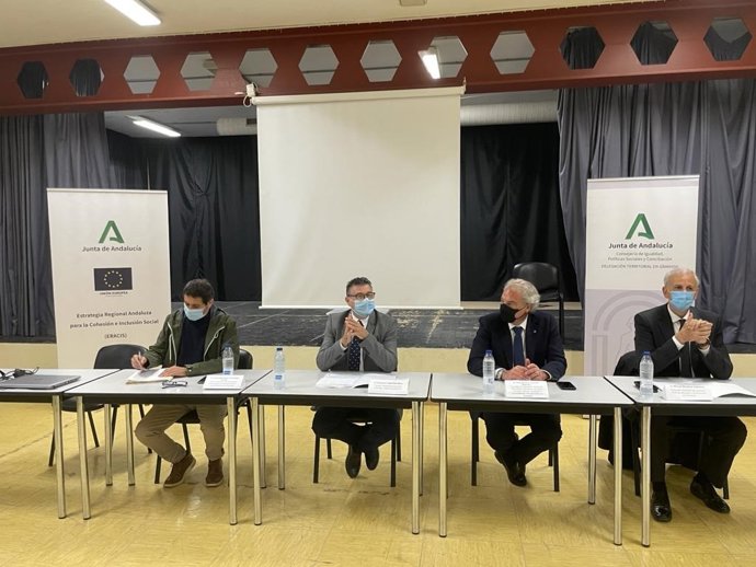 Ayuntamiento y Junta refuerzan su colaboración para ayudar a las familias vulnerables