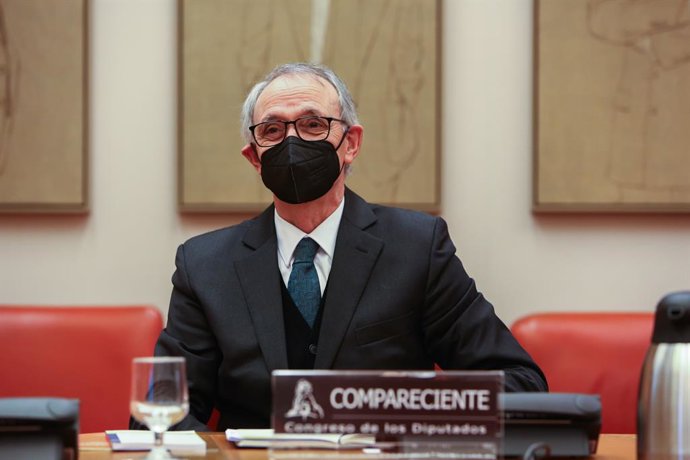 El candidato propuesto por el Gobierno para la Presidencia del Consejo Económico y Social (CES), Antón Costas Comesaña, a su llegada a una Comisión de Trabajo, Inclusión, Seguridad Social y Migraciones, a 15 de abril de 2021, en la sala Constitucional d