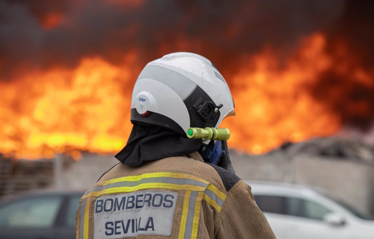 Un proceso selectivo de bomberos de Sevilla carece por 