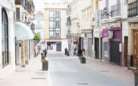 Comerciantes andaluces afean "la escasa sensibilidad" de la Junta al obligar al cierre a las 20,00 horas