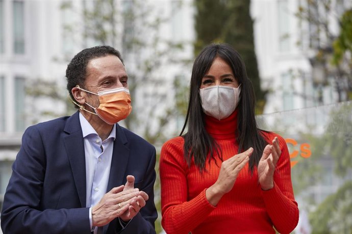 El portavoz parlamentario de Ciudadanos, Edmundo Bal y la vicealcaldesa de Madrid, Begoña Villacís.