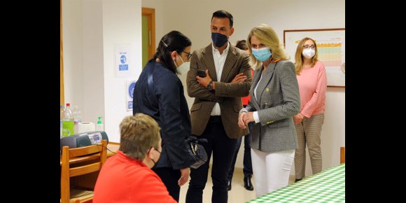 2. El Centro de Día de Faisem en Cabra (Córdoba) ya presta servicio a una treintena de usuarios