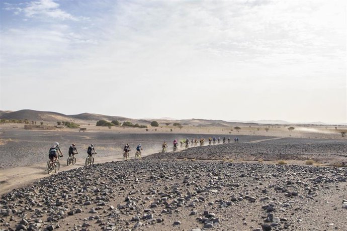 Archivo - La Titan Desert de 2021 se aplaza a octubre debido al aumento de casos de coronavirus en Marruecos.