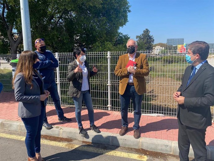 La portavoz del Partido Popular en Murcia, Rebeca Pérez, visita Torreagüera junto a los concejales del PP Eduardo Martínez-Oliva, Jesús Pacheco y Marco Antonio Fernández