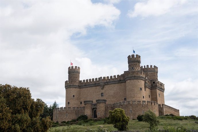 Archivo - Castillo de Manzanares el Real durante a Pandemia Covid-19  en Abril 30, 2020 en Manzanares el Real, Manzanares el Real, Madrid, España