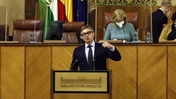 Manuel Gavira enn el Parlamento