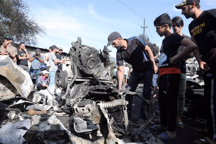 Atentando con coche bomba de Estado Islámico en Bagdad (Irak).