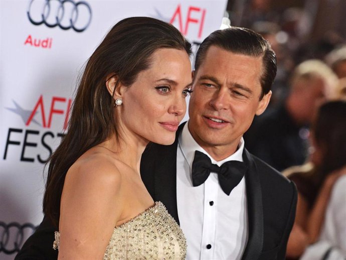 ANGELINA JOLIE Y BRAD PITT
