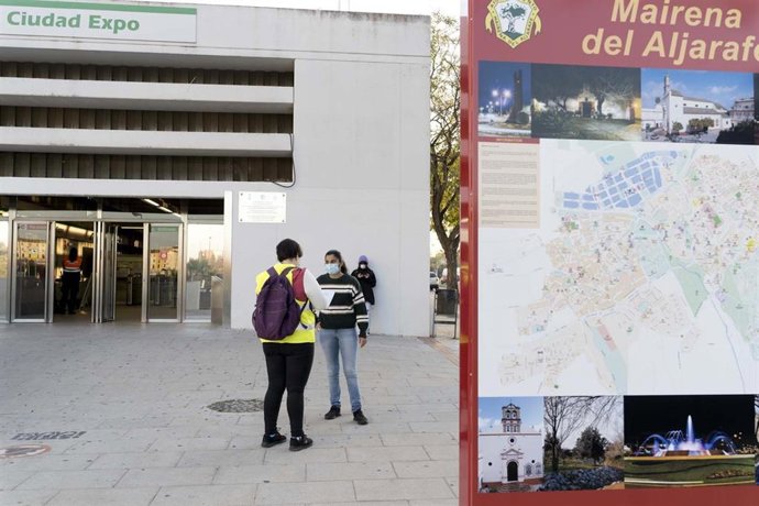 Archivo - Encuestas en Mairena para el nuevo plan de movilidad urbana sostenible