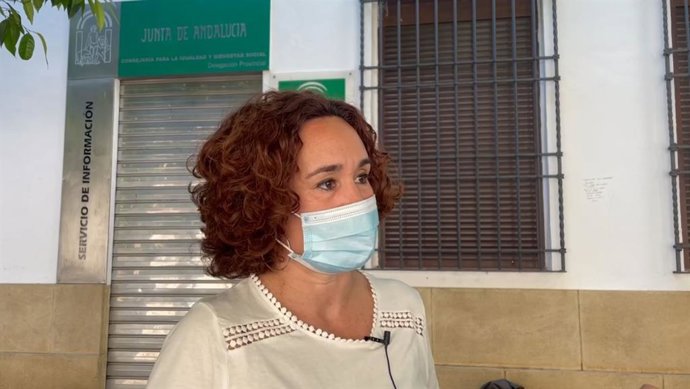 La diputada autonómica de Adelante Andalucía, Ana Naranjo, este sábado en una comparecencia informativa.