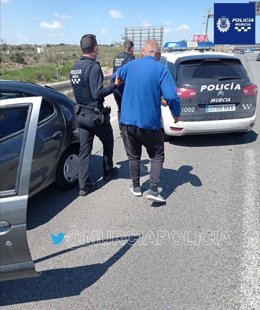 El detenido conducido por la Policía Local