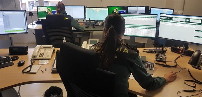 Detenido por llamar más de 50 veces a la Guardia Civil para insultar e increpar a los agentes.